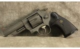 Smith & Wesson ~ 25-5 ~ .45 Colt - 2 of 2