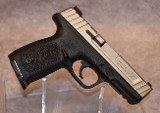 Smith & Wesson SD9 VE - 1 of 2