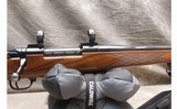 Weatherby ~ Mark V ~ .300 Weatherby Magnum - 2 of 16