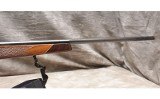 Weatherby ~ Mark V ~ .300 Weatherby Magnum - 3 of 16