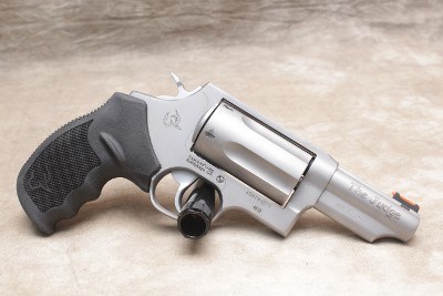 Taurus ~ The Judge ~ .45 Long Colt/.410 Gauge