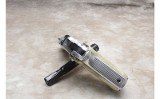 Taurus ~ PT 940 ~ .40 S&W - 2 of 4