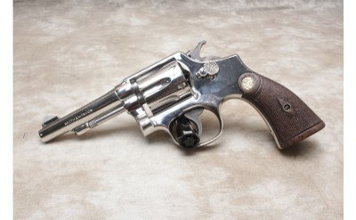Smith & Wesson ~ Revolver ~ .38 S&W Special - Image 3 of 6