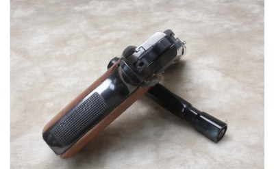 Astra ~ A-75 ~ .45 Auto - Image 3 of 7