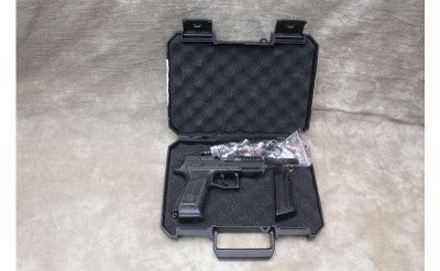 CZ ~ P-09 C Nocturne ~ 9MM - Image 5 of 5