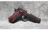 Kimber
Custom TLE II
.45 ACP / .22 LR