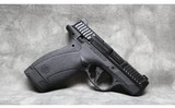 Smith & Wesson ~ Bodyguard 2.0 ~ .380 Auto - 1 of 4