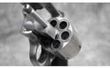 Smith & Wesson ~ 657-5 ~ .41 Magnum - 5 of 7