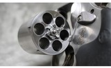 Smith & Wesson ~ 657-5 ~ .41 Magnum - 4 of 7