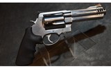 Smith & Wesson 460V - 1 of 2