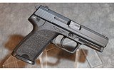 Heckler & Koch ~ USP ~ .40 S&W - 3 of 3