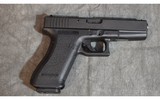 Glock ~ 22 ~ .40 S&W - 1 of 3