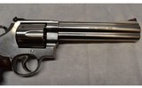 Smith & Wesson ~ 629-4 Deluxe ~ .44 Magnum - 5 of 7