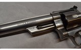 Smith & Wesson ~ 629-1 ~ .44 Magnum - 4 of 14