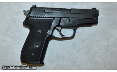 Sig Sauer ~ P229 ~ 9mm Luger