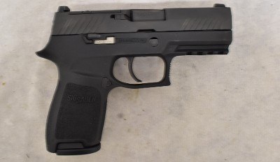Sig Sauer ~ P320 ~ 9mm Luger