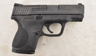 Smith & Wesson ~ M&P 40C ~ .40 S&W