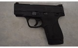 Smith & Wesson ~ M&P 40 Shield ~ .40 S&W - 2 of 3