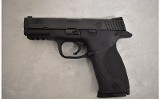 Smith & Wesson ~ M&P 40 ~ .40S&W - 2 of 3