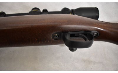 Savage ~ 10 ~ .22-250 Remington - Image 8 of 11