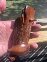 High Standard Hi Target Grips Right Handed Military Models Victor Trophy Citation - 1 of 5