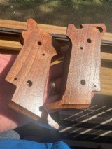 High Standard Hi Target Grips Right Handed Military Models Victor Trophy Citation - 5 of 5