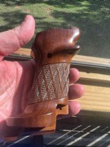 High Standard Hi Target Grips Right Handed Military Models Victor Trophy Citation - 4 of 5