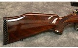 Weatherby~Mark V Deluxe~.375 Weatherby Magnum - 2 of 10