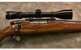 Weatherby Mark V .257 Weatherby Magnum - 3 of 10