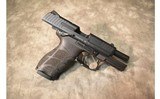 Heckler & Koch~P30~.40S&W - 3 of 5