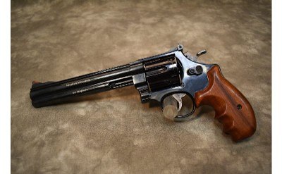 Smith & Wesson~29-5~.44 MAG