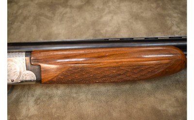 Laurona~Over Under~12 Gauge - Image 4 of 12