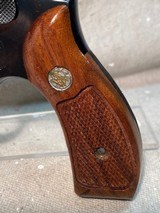 Smith & Wesson Model 19-5 Combat Magnum .357 caliber 2.5 inch barrel - 8 of 15