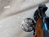 Smith & Wesson Model 19-5 Combat Magnum .357 caliber 2.5 inch barrel - 9 of 15