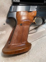 High Standard Victor .22 long rifle caliber semi-automatic SH series model 9217 COMPETITION target pistol - 4 of 15