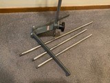 Freeland's Universal Bi-Pod Scope Stand 5/8" Rod With Saddle Head Assembly
-
Plus 5 Extra 5/8" Rod Extensions - 6 of 11