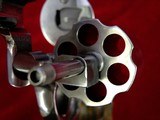 Smith & Wesson Model 629-5 .44 magnum 4" barrel. Stainless Round Butt - 8 of 14