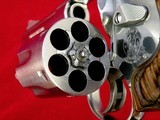 Smith & Wesson Model 629-5 .44 magnum 4" barrel. Stainless Round Butt - 7 of 14