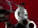 Smith & Wesson Model 629-5 .44 magnum 4" barrel. Stainless Round Butt - 9 of 14