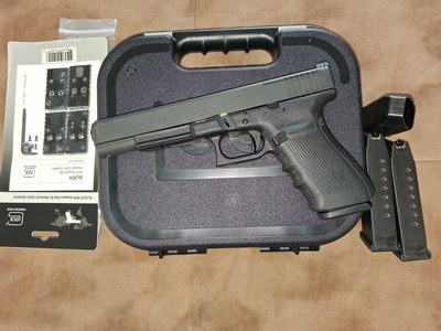 GLOCK 40 GEN 4 MOS 10MM Factory New Condition - Image 4 of 4