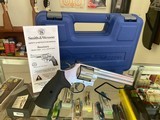 Smith & Wesson Model 629 Classic 44 Mag DA 6 Shot Target Hammer Trigger - 13 of 14