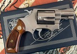Smith & Wesson Model 60 Chief's .38 Special Stainless Walnut Magna Grips 2" Pinned in Box - 2 of 9