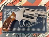 Smith & Wesson Model 60 Chief's .38 Special Stainless Walnut Magna Grips 2" Pinned in Box - 1 of 9