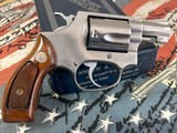 Smith & Wesson Model 60 Chief's .38 Special Stainless Walnut Magna Grips 2" Pinned in Box - 3 of 9