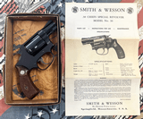 Smith & Wesson Model 36 Chiefs .38 Special Flat Latch Blue Walnut Magna Grips 2" Pinned in Box - 5 of 8