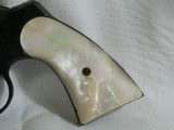 Beautiful pair of carved Eagle mother of Pearl - 2 of 6