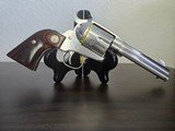 Ruger New Vaquero - High Polish Stainless Steel 4 5/8