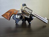 Ruger Vaquero - High Polish Stainless Steel 4 5/8