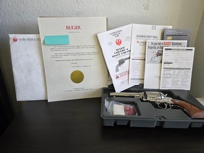 Ruger Vaquero - High Polish Stainless Steel 4 5/8