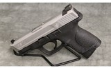 Smith & Wesson~M&P40c~40 S&W - 2 of 3